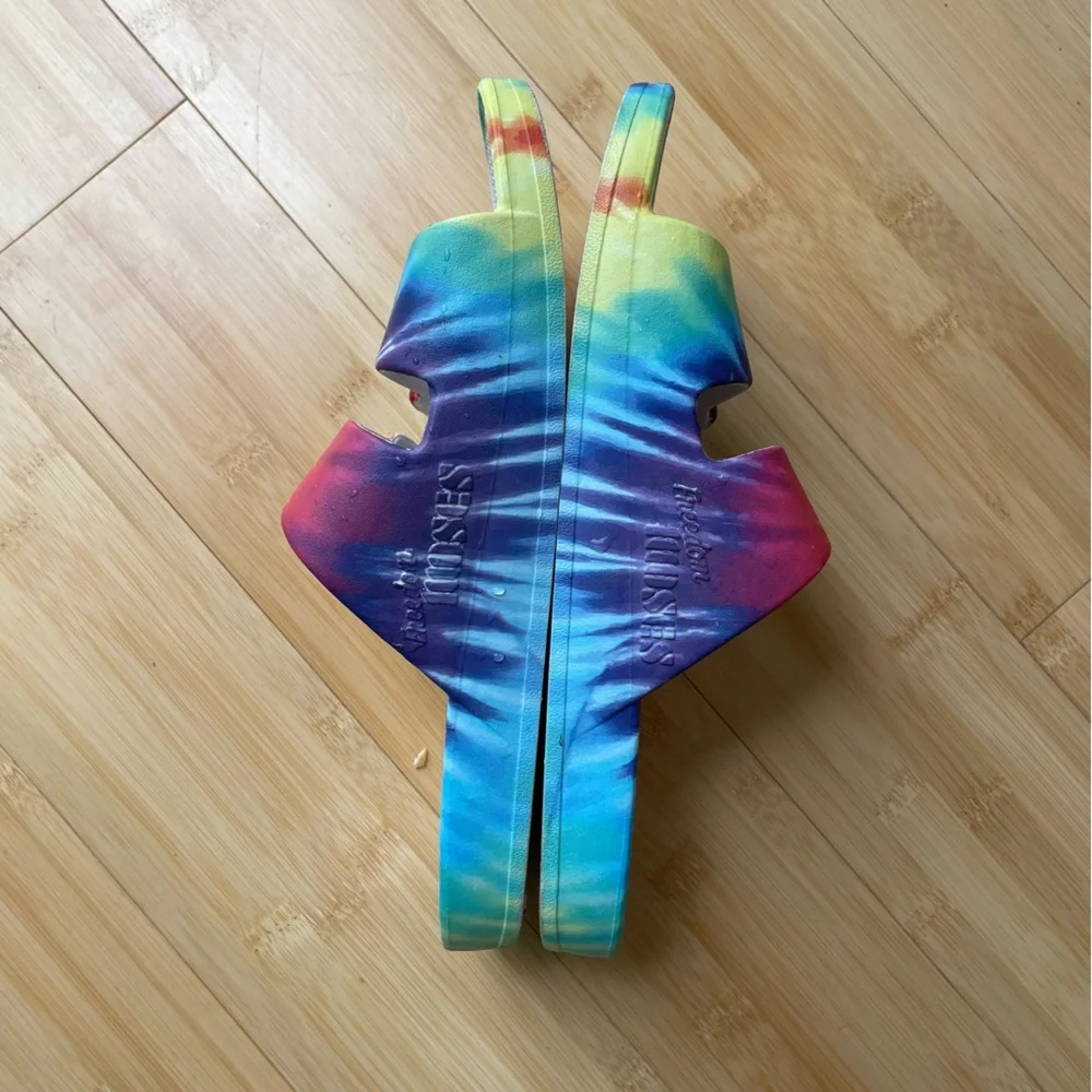 FREEDOM MOSES 2 Band Slide Sandals Hendrix Tie Dye Size 8